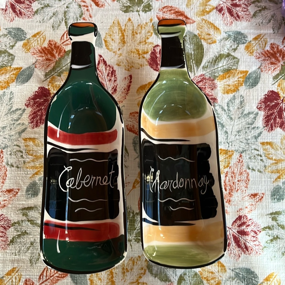 Clay Art CABERNET CHARDONNAY set of 2 ceramic dishes display bar wine